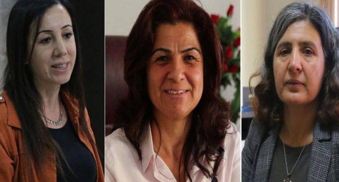 HDP’li Mazıdağı, Derik ve Savur Belediyesi eşbaşkanları tutuklandı