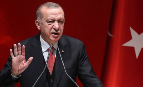 Erdoğan: Deprem oldu hemen üç bakanımı gönderdim, Sağlık Bakanım da salgınla ilgileniyor