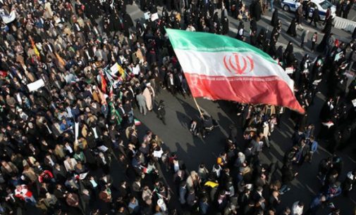 Ahmedinejad’dan protestolara destek