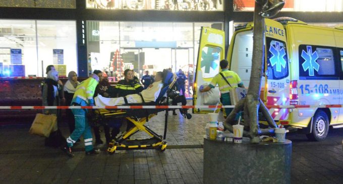Londra’dan sonra Lahey’de de bıçaklı saldırı: Üç yaralı