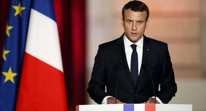 Macron, Beyrut’ta: Lübnan siyasi ve ekonomik bir krizle karşı karşıya