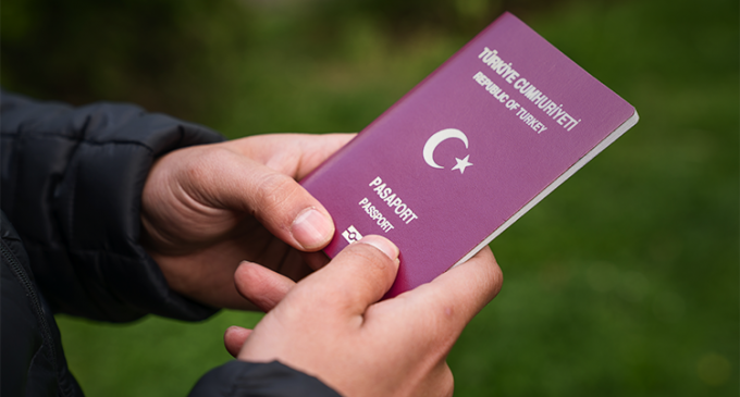 Dünyanın en güçlü pasaportlar listesi yenilendi: Türkiye kaçıncı sırada?