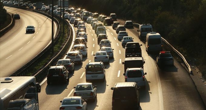 İngiltere’den dikkat çeken karar: Benzinli ve dizel otomobillerin satışı yasaklanıyor