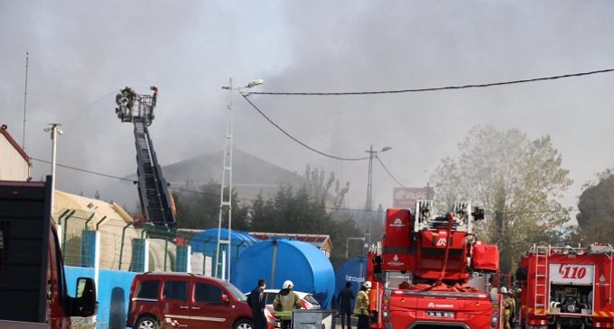 Tuzla’da fabrika yangını