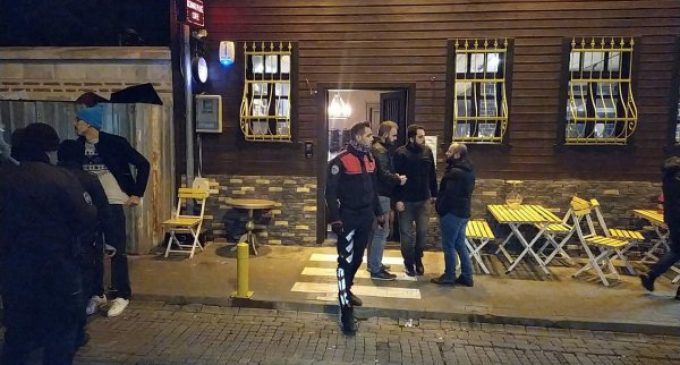 İstanbul’da bir bekçi silahla önce meslektaşını sonra kendini vurdu