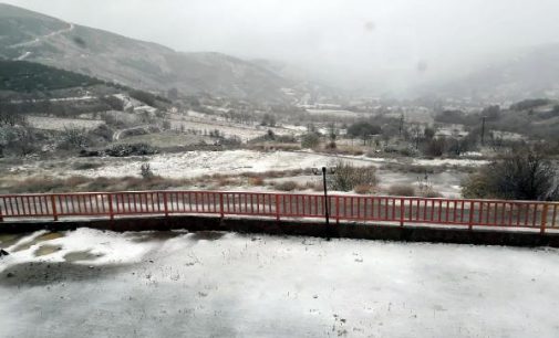 İzmir’e kar yağdı, Bozdağ beyaza büründü