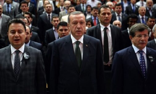 AKP’li ‘ağabeyler’ devreye sokuldu: Davutoğlu ve Babacan’a ‘parti kurmayın’ mesajı