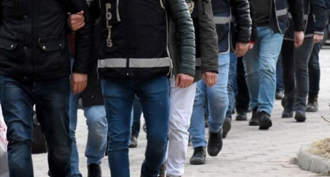 İzmir’de Fethullah Gülen cemaati operasyonu: Eski emniyet müdürü dahil 29 gözaltı