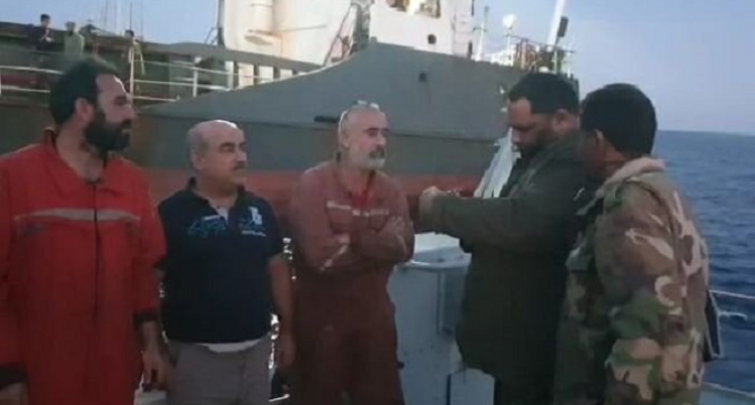 Hafter’e bağlı güçler Türk mürettebatlı gemiye el koydu