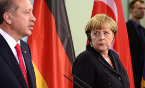 Merkel: Türkiye’nin AB’ye üye olmasını beklemiyorum