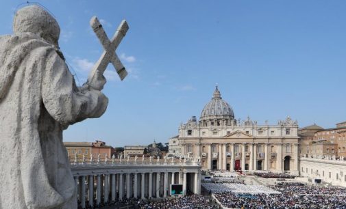 Vatikan’a rekor sayıda şikayet: Din adamları cinsel istismarda bulunuyor