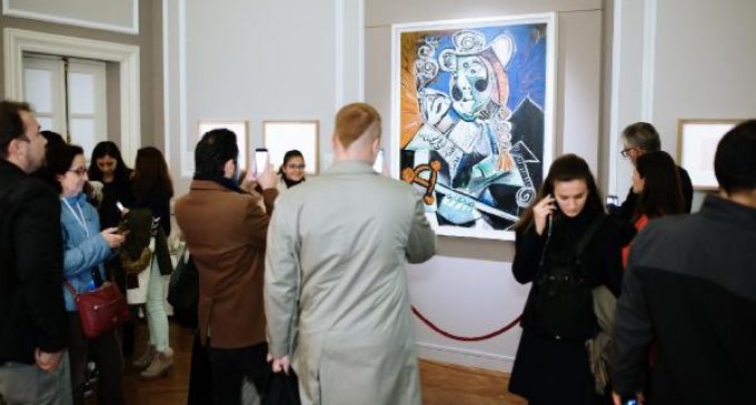 Picasso sergisine 100 günde 156 bin sanatsever ziyareti