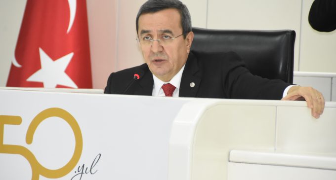 Abdül Batur, Zorlu Konak tartışmasında AKP’lileri Erdoğan’ın sözleriyle vurdu