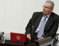 “Deniz Baykal da CHP’den istifa edebilir” iddiası