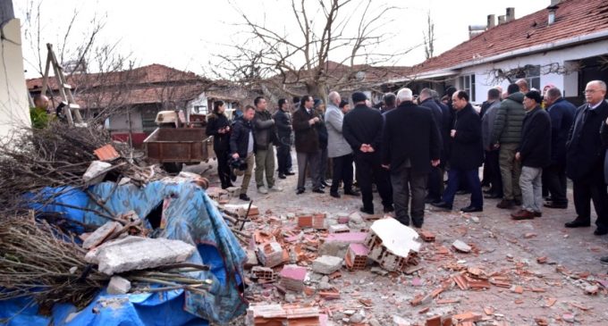 Manisa depreminin bilançosu açıklandı: 249 binada ağır hasar