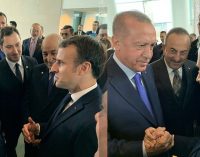 Erdoğan, ‘Kendi beyin ölümünü kontrol et’ dediği Macron ile el ele poz verdi