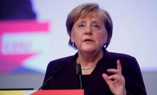 Merkel kendisini karantinaya aldı: Doktorunun koronavirüs testi ‘pozitif’