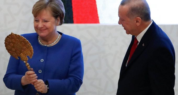 Merkel’den dikkat çeken paylaşım: Allahaısmarladık İstanbul