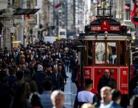 Türkiye’de 192 milletten 5 milyonun üzerinde yabancı yaşıyor