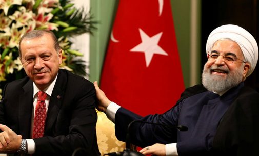 Ruhani’den Erdoğan’a çağrı: ABD’nin küstah eylemlerine birlikte karşı koyalım