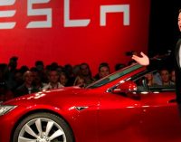 Tesla tek seansta 82 milyar dolar eridi