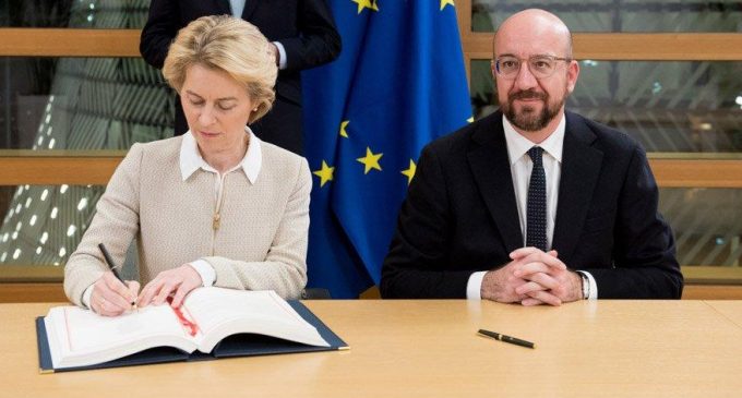 Avrupa Birliği Brexit’i onayladı: İngiltere AB’den ayrılıyor