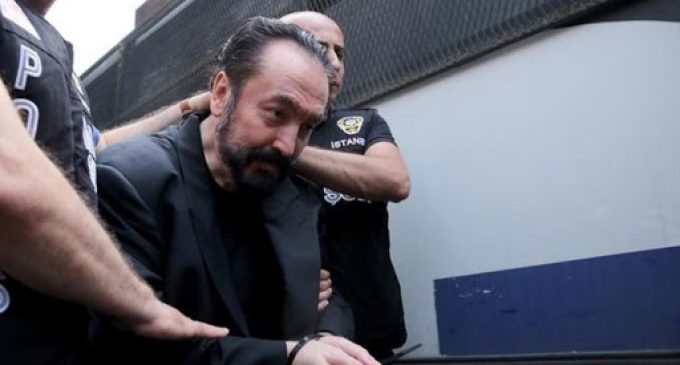 Adnan Oktar davasında tahliye edilen 61 kişi hakkında yakalama kararı çıkarıldı