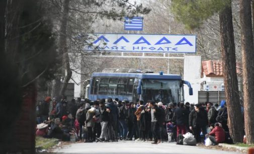Avrupa Komisyonu: Türkiye’den sığınmacı anlaşmasına sadık kalmasını bekliyoruz