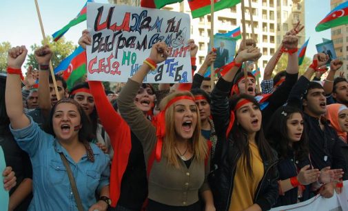 Azerbaycan’da üç muhalefet lideri ve 100’den fazla kişi gözaltında