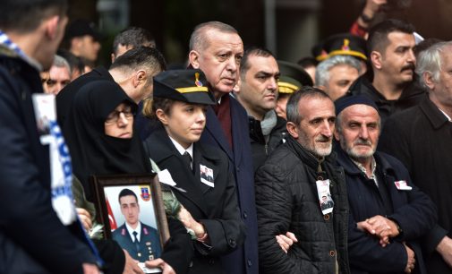 Çığ felaketinde yaşamını yitiren askerin cenazesine katılan Erdoğan: Şehitler tepesi inşallah boş kalmayacak