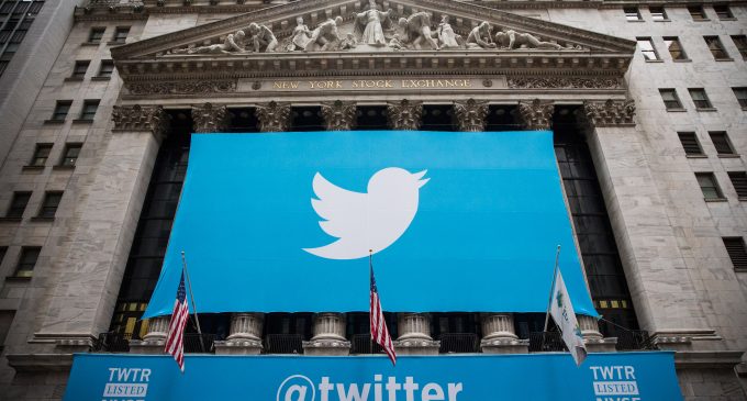 Twitter tarihinde bir ilk: Üç aylık süreçte bir milyar dolarlık gelir