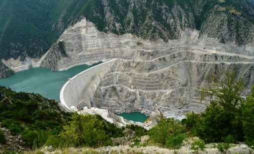 AKP satmaya devam ediyor: Hazine arazileri, enerji santralleri…