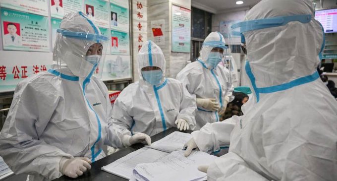 Koronavirüs salgını: Çin’de 12 bine yakın kişinin durumu ciddiyetini koruyor