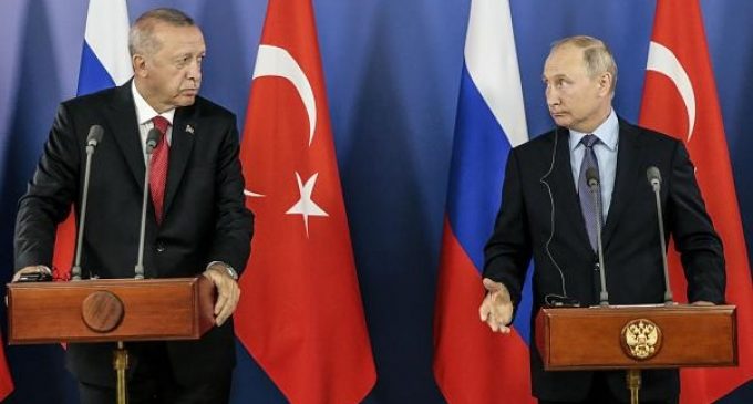 Putin ile Erdoğan görüştü: Türkiye’deki yangınlar ele alındı