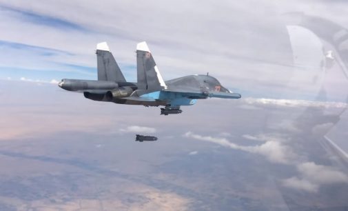 Rus savaş uçakları Atarib kasabasını bombaladı
