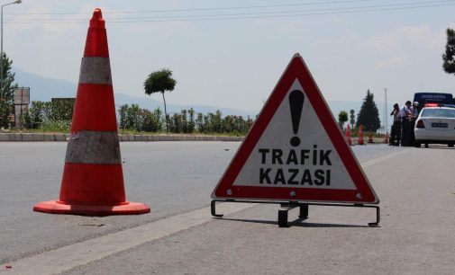 Ankara’da traktör römorku devrildi: Üçü çocuk dört kişi yaşamını yitirdi