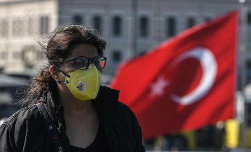 Türkiye’de koronavirüs: Can kaybı 108’e, vaka sayısı 7 bin 402’ye yükseldi