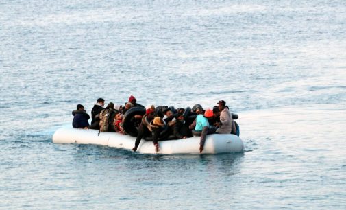 Sığınmacı gemisi battı: 60 kişi yaşamını yitirdi