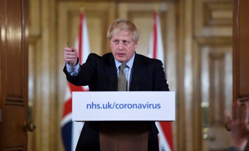 İngiltere Başbakanı Johnson’ın koronavirüs testi pozitif çıktı