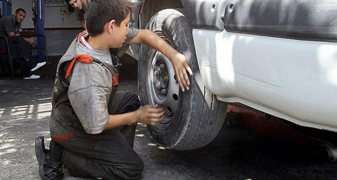 TÜİK: Türkiye’de 720 bin çocuk işçi var