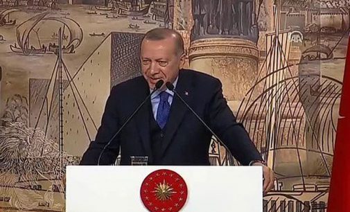 Erdoğan tepki çeken gülme anını savundu: Orada bir ironi var