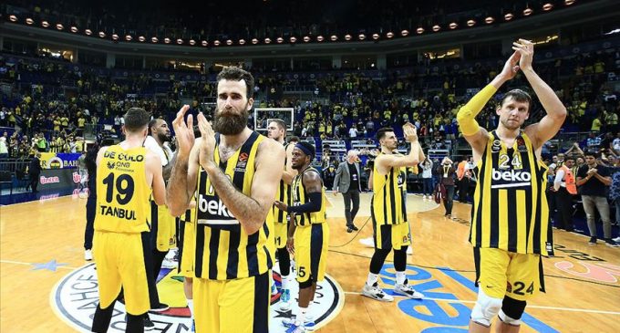 Fenerbahçe Beko’da basketbolcular ve yöneticilerde koronavirüs belirtilerine rastlandı