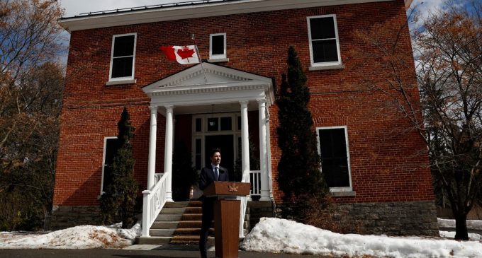 Kanada Başbakanı Trudeau karantinadan halka seslendi