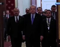 Erdoğan, Putin’in kapıda bekletme görüntüsü hakkında ilk kez konuştu