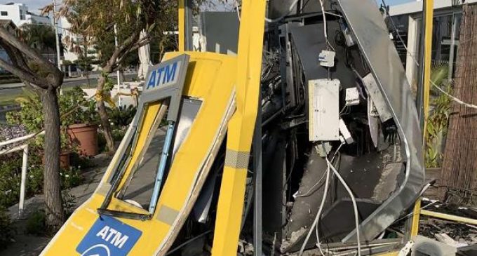 Kıbrıs’ta koronavirüsü fırsatçılığı: ATM’yi patlatıp, 37 bin avro çaldılar