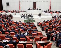 AKP, ekonomiye ilişkin düzenlemeler içeren kanun teklifini TBMM’ye sundu