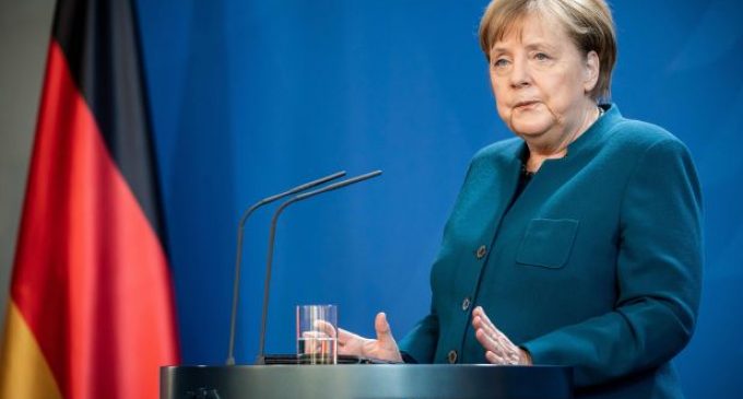 Merkel, Covid-19 mutasyonuna karşı uyardı: Kısıtlamalar 8-10 hafta arası uzayabilir
