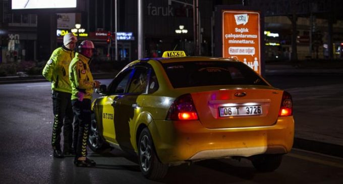 Taksilere virüs düzenlemesi başladı: Kurala uymayan taksiciye ilk ceza kesildi