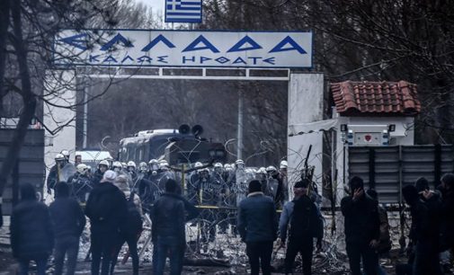 Sınırlarını kapatan Yunanistan: Ankara insan kaçakçısı durumuna düştü