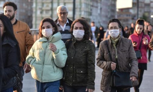 Prof. Dr. Mehmet Ceyhan: Virüs taşıyan 400 bin kişi aramızda dolaşıyor
